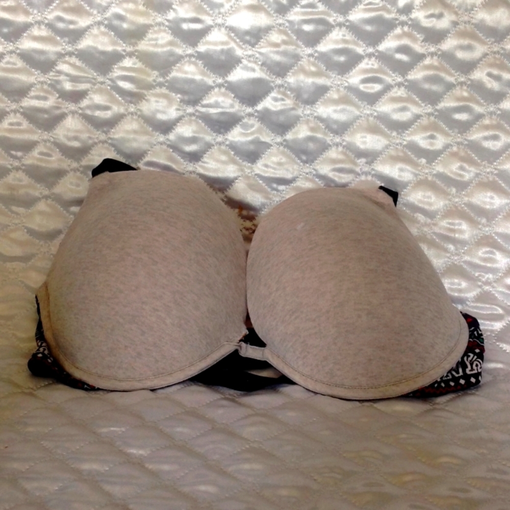 Victoria Secret Nude push up bra